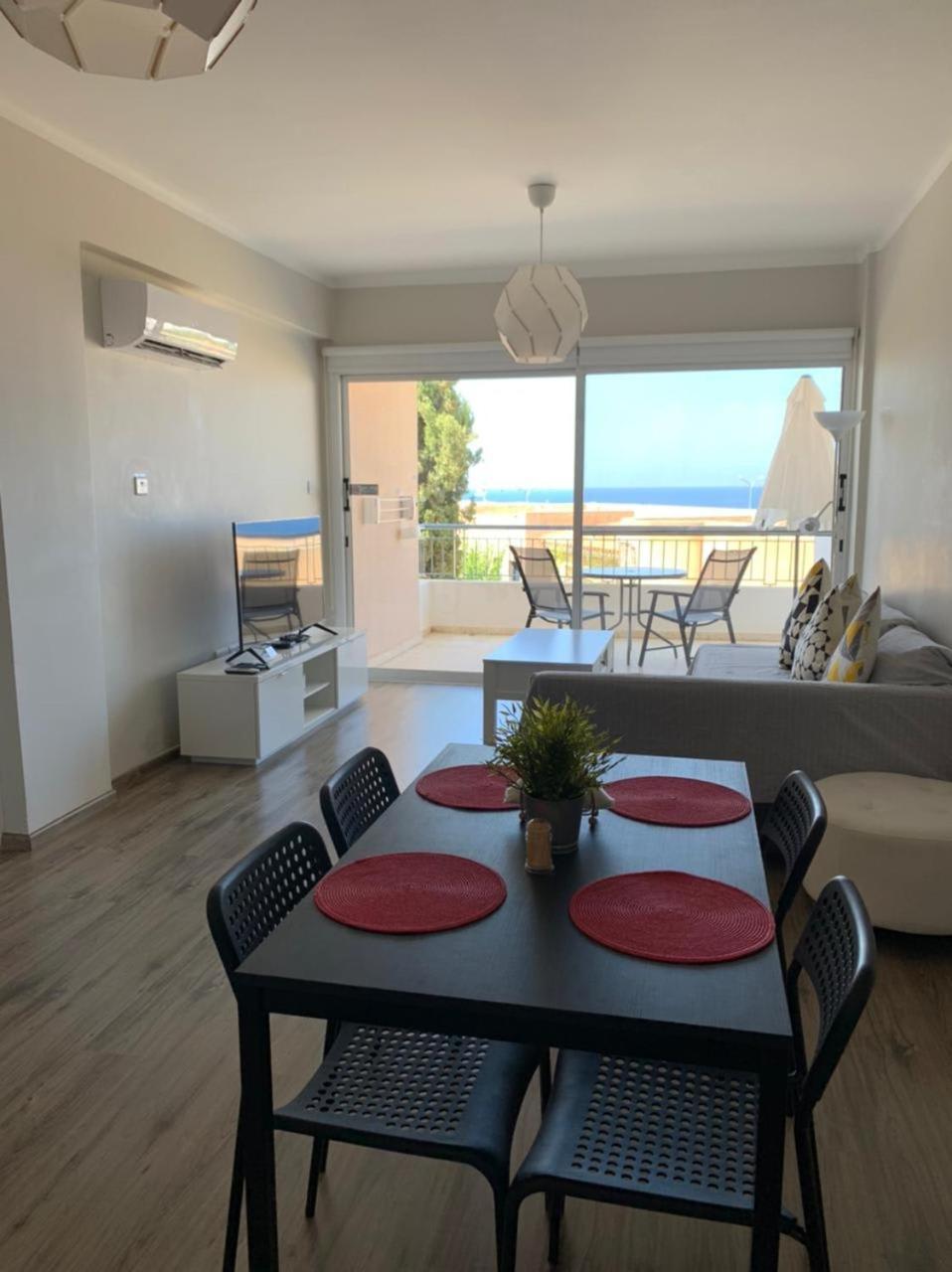 Kings Palace - Modern And Stylish 1 Bedroom Apartment Paphos Eksteriør bilde