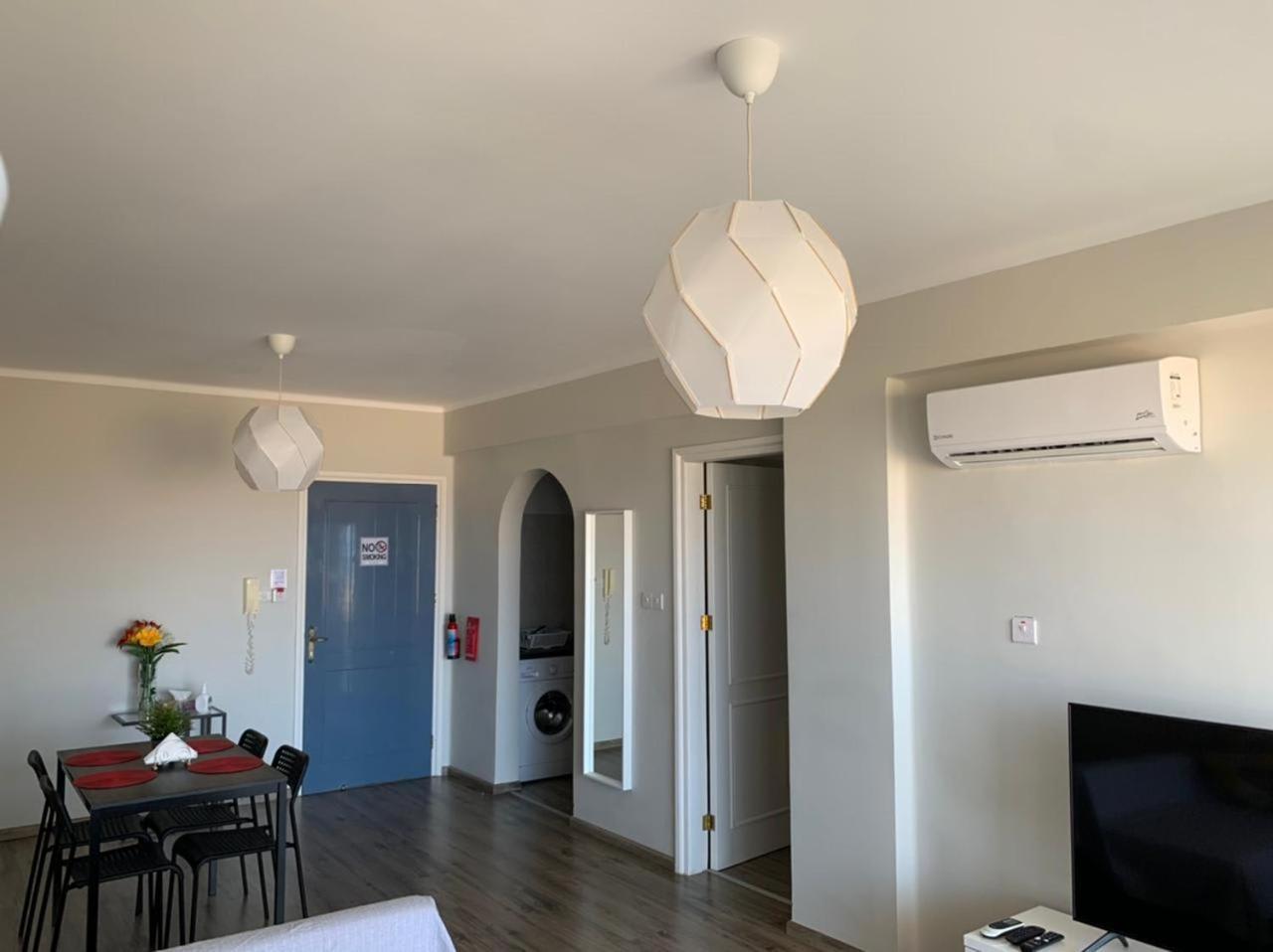Kings Palace - Modern And Stylish 1 Bedroom Apartment Paphos Eksteriør bilde